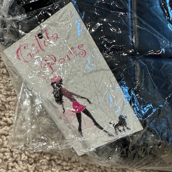 Elegant Black Quilted Crossbody Bag - Picture 6 of 6